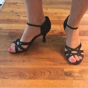 Capezio Black Ballroom Heel - Like New
